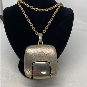 Vintage Lisner necklace from the 60’s-70’s